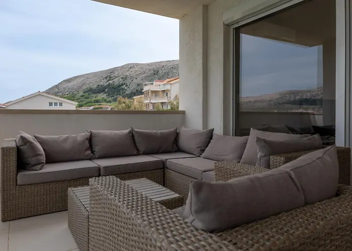 דירה New With Sea View