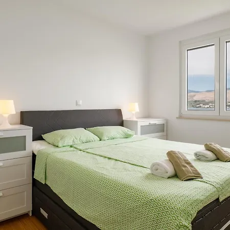 Διαμέρισμα New With Sea View *
