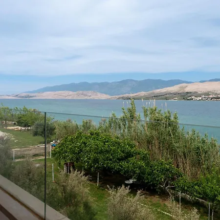 New With Sea View Διαμέρισμα